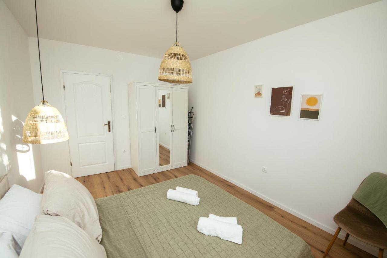 Apartmani Barbarosa Sveti Filip i Jakov Exterior foto
